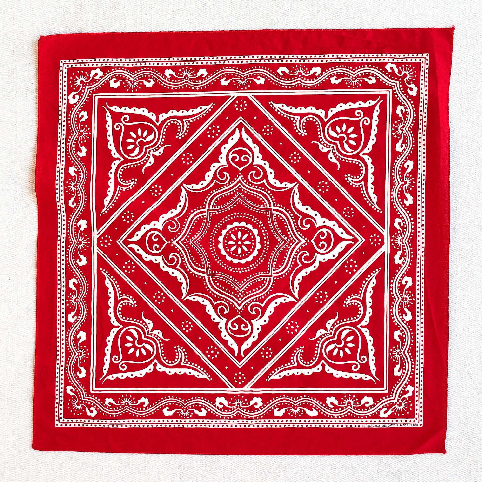 Bandana Pattern Line Red Bandana Pattern